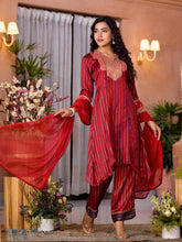 Red Geometric Printed Satin Asymmetrical Kurta Pant And Dupatta Set With Zari & Mirror Work-J4725RED